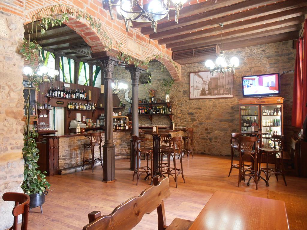 Hostal Virgen De La Encina بونفيراذا المظهر الخارجي الصورة